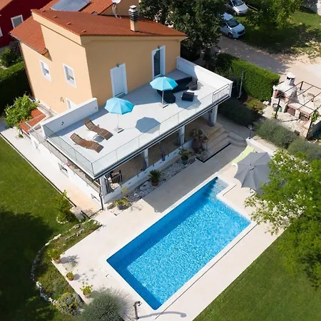 Margherita וילה קאנפאנאר